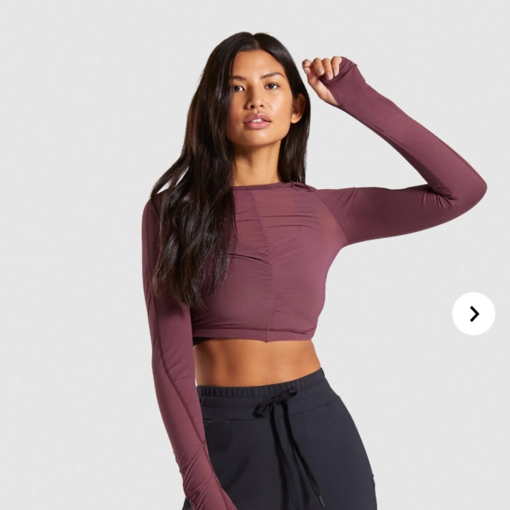 Gymshark Aura crop top in winter berry